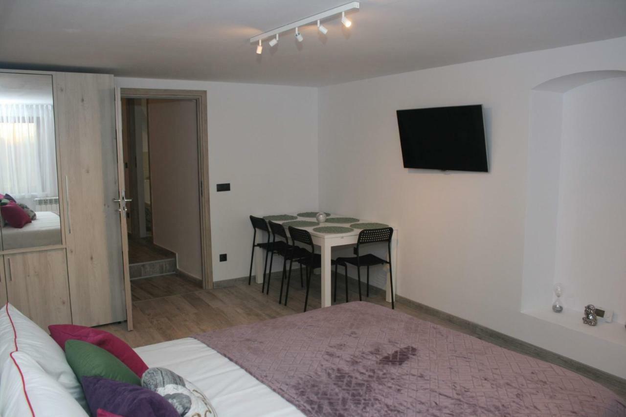 Amedeea'S Apartment سيبيو المظهر الخارجي الصورة